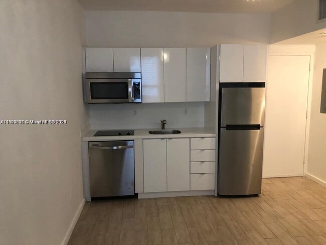 property at 1611 Meridian Ave