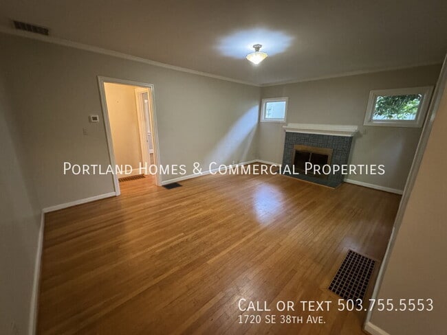 property at 1720 SE 38th Ave