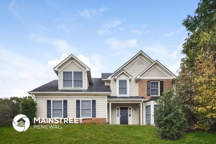 145 Cinnamon Fern Cir in Covington, GA - Building Photo