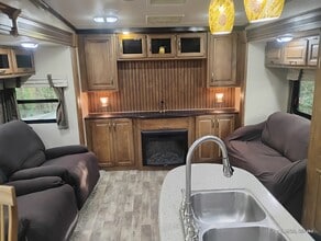 379 Co Rd 3425, Unit 5 in Hawkins, TX - Building Photo - Building Photo