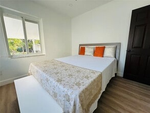 3052 SW 6th St in Miami, FL - Building Photo - Building Photo