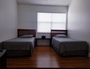 2564 Woodgate Blvd, Unit 204 in Orlando, FL - Building Photo - Building Photo