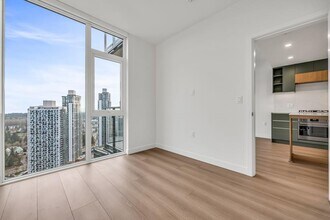 13573-1398A 98a Ave in Surrey, BC - Building Photo - Building Photo