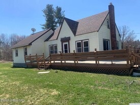 24 Kowal Ln in Westerlo, NY - Building Photo