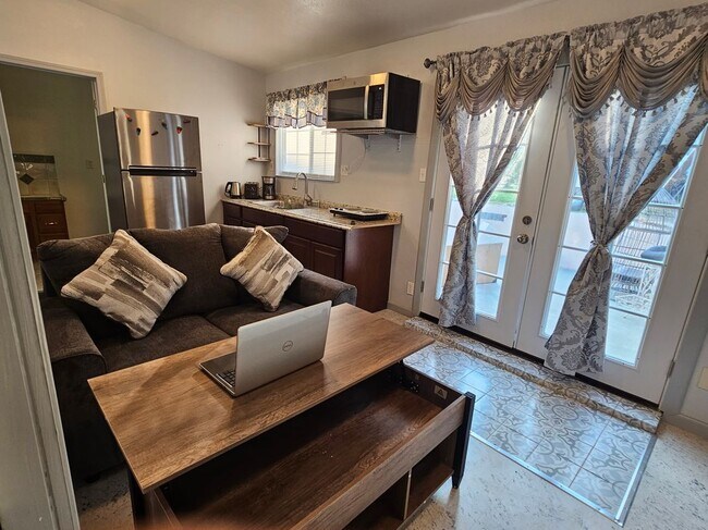 5255 Sobrante Ave in El Sobrante, CA - Building Photo - Building Photo