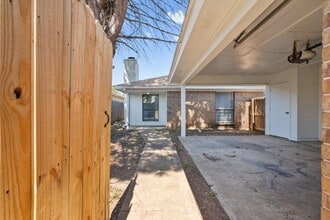 3330 Green Ridge St in Fort Worth, TX - Building Photo - Building Photo