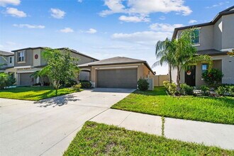 9437 Lemon Drop Lp in Sun City Center, FL - Building Photo - Building Photo