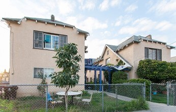 2235-2239 Johnston St in Los Angeles, CA - Building Photo - Building Photo