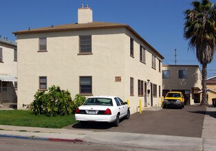 4449-4455 Illinois St in San Diego, CA - Building Photo - Building Photo