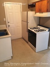 2301 S V St-Unit -APT 4 in Fort Smith, AR - Building Photo - Building Photo