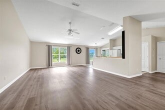 514 Lake Sumner Dr in Groveland, FL - Building Photo - Building Photo