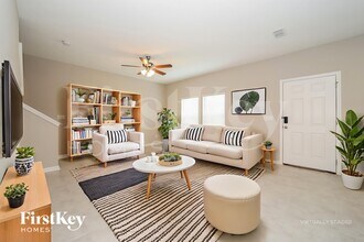 75161 Chelsea Gdn Wy in Yulee, FL - Foto de edificio - Building Photo