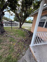 3230 NW 14th St in Miami, FL - Building Photo - Building Photo