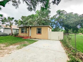 3244 Oakley Ave S in St. Petersburg, FL - Building Photo - Building Photo