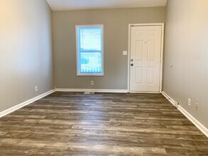 1936 Timberline Cir in Oak Grove, KY - Building Photo - Building Photo