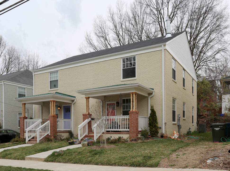 302 Northwood Cir in Durham, NC - Building Photo