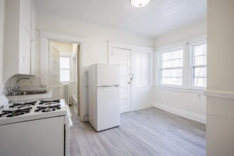 3 Sumner Park in Rochester, NY - Building Photo - Building Photo