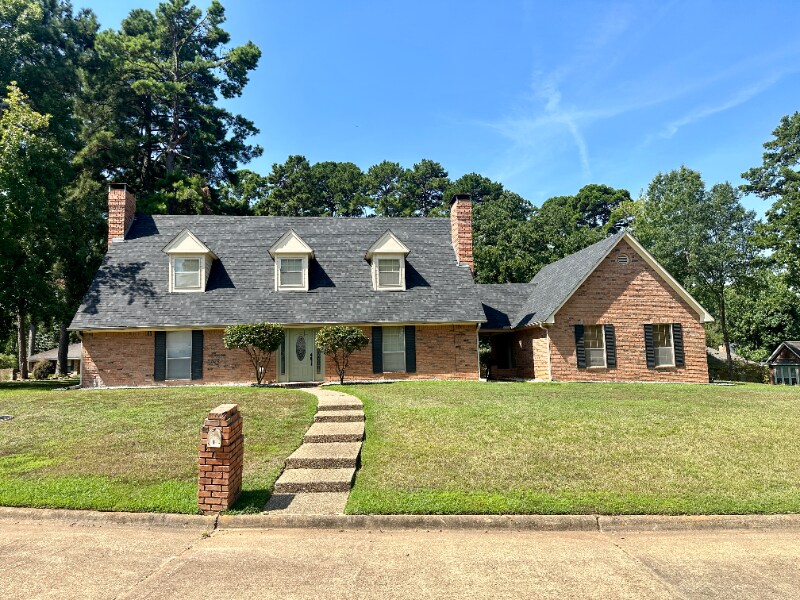 1 Spring Cove in Texarkana, TX - Foto de edificio