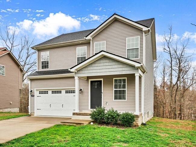 1197 Old Charlotte Trace in Clarksville, TN - Building Photo - Building Photo