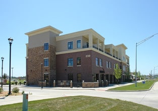 The Plaza at Jordan Creek Crossing in West Des Moines, IA - Building Photo - Building Photo