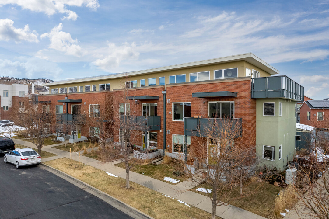 4730 Holiday Dr in Boulder, CO - Foto de edificio