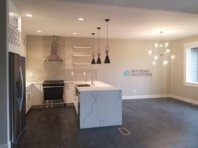 420 E Little Spokane Connection Rd in Spokane, WA - Building Photo - Building Photo