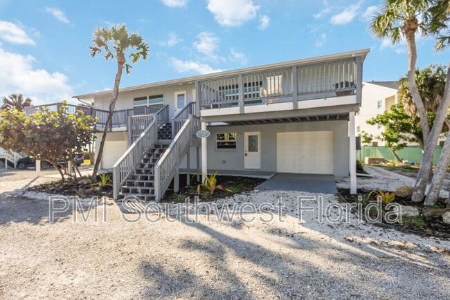 property at 5039 N Beach Rd