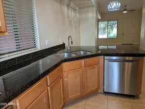 9551 E Redfield Rd in Scottsdale, AZ - Building Photo - Building Photo