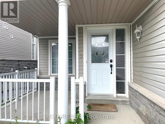 239 Cowling Heights in Peterborough, ON - Building Photo - Building Photo