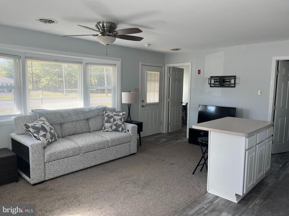 3316 Delsea Dr in Franklin, NJ - Building Photo