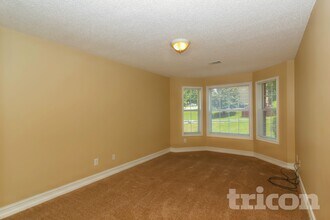 305 Emerald Trce in Jonesboro, GA - Foto de edificio - Building Photo