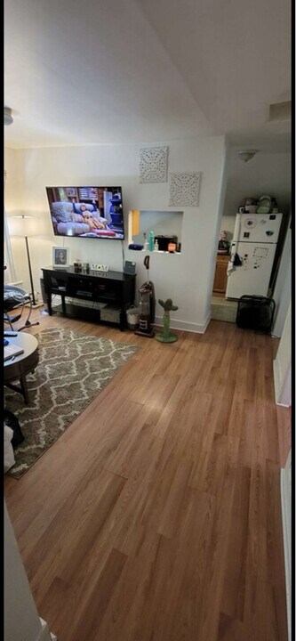 12 Milne St in Barre, VT - Building Photo