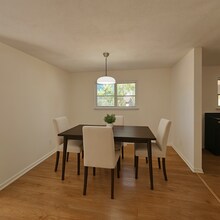 5376 Princess Anne Rd in Virginia Beach, VA - Foto de edificio - Building Photo