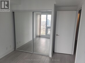 181-3181 Dundas St E in Toronto, ON - Building Photo - Building Photo
