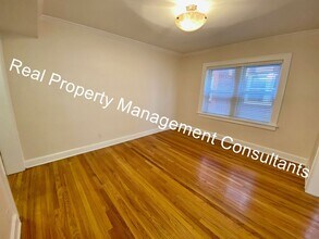 305 E 43rd St in Kansas City, MO - Building Photo - Building Photo