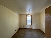 302 W Clark St, Unit 3 photo'