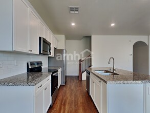 1469 Golden Hour Ave in North Las Vegas, NV - Building Photo - Building Photo