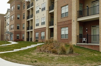 Collingwood Green in Toledo, OH - Building Photo - Building Photo
