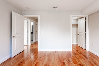 44 Park Street in Bloomfield, NJ - Foto de edificio - Interior Photo