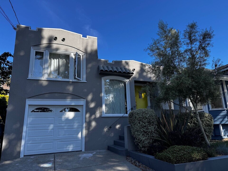 1434 Paru St in Alameda, CA - Building Photo