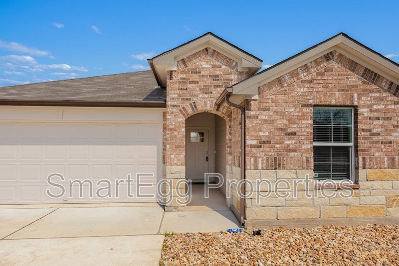 21012 Abigail Fillmore Rd in Manor, TX - Building Photo