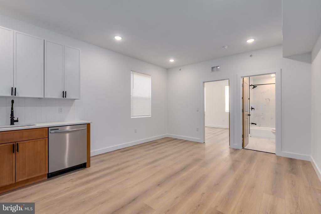 2203 N 7th St in Philadelphia, PA - Foto de edificio