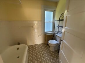 2-2R Payan St in West Warwick, RI - Building Photo - Building Photo