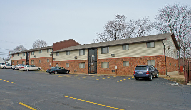 Spenser in Xenia, OH - Foto de edificio - Building Photo