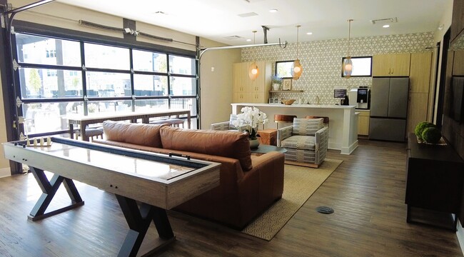 LP Flats in Newark, OH - Building Photo - Building Photo