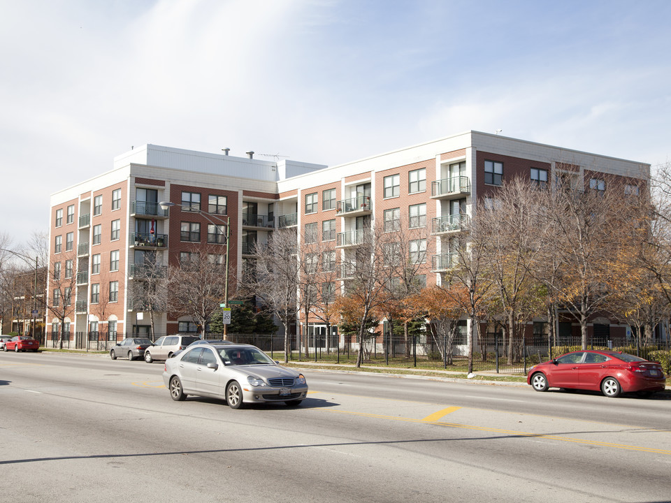 Auburn Commons in Chicago, IL - Foto de edificio