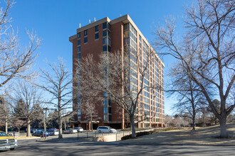 The Waterford in Englewood, CO - Building Photo - Building Photo