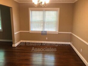 17025 Wildwood Rd in Griffin, GA - Building Photo - Building Photo