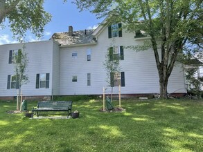 164 Myrtle Ave in Fitchburg, MA - Building Photo - Building Photo