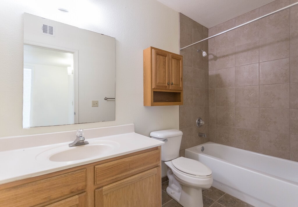 Huntington Park Apartments in El Paso, TX